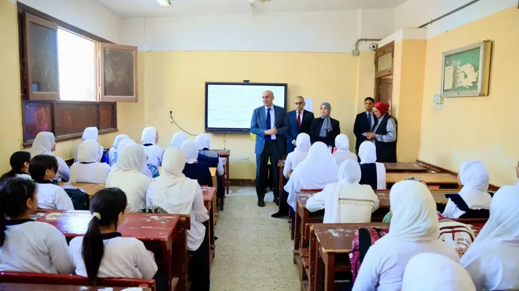 وزير التربية والتعليم  يزور  تسعة مدارس فى سوهاج :   المتابعة الميدانية ركيزة أساسية لتقييم الأداء وتحديد الاحتياجات الفعلية للمدارس