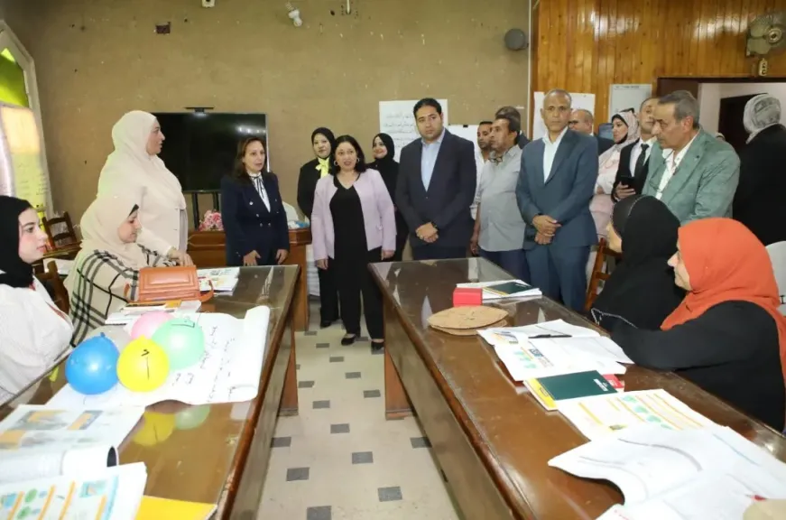 نائبا محافظ بني سويف والتضامن يتابعان سير فعاليات ورش العمل ضمن مبادرة ” لا أمية..صور