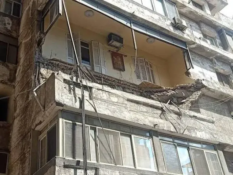 مصرع مسنة سقطت بها شرفة شقتها شرق الإسكندرية