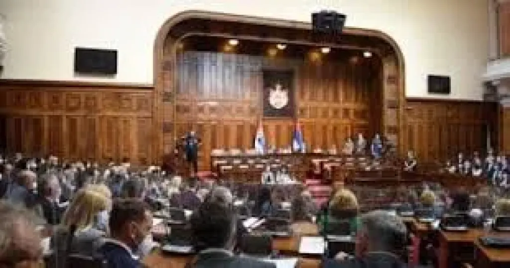 إطلاق نار أمام مبنى البرلمان الصربى واستنفار للشرطة
