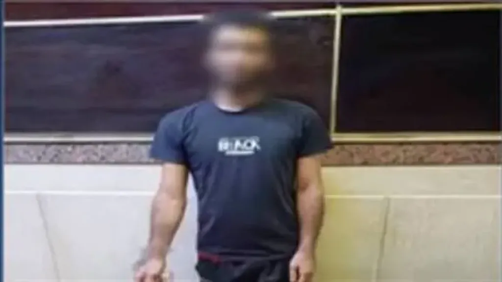 القبض على عاطل يمارس البلطجة مستعينا بـ كلب في الجيزة