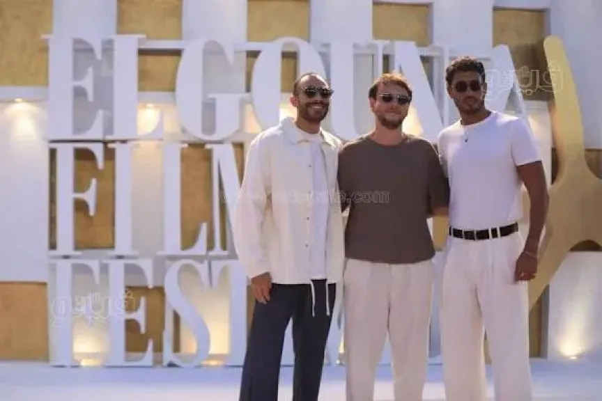 توافد النجوم على ريد كاربت ”وين يأخذنا الريح” بمهرجان الجونة السينمائي