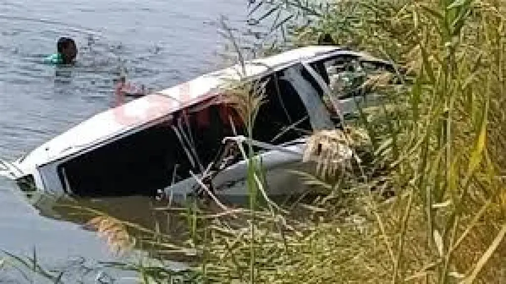 أسماء ضحايا حادث انقلاب ميكروباص داخل ترعة بقنا