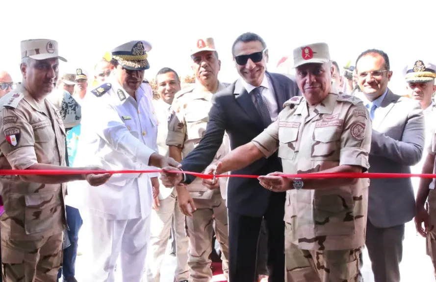 الجيش الثالث الميدانى يفتتح مزار النقطة الحصينة بعيون موسى بعد إنتهاء أعمال تطويره..صور