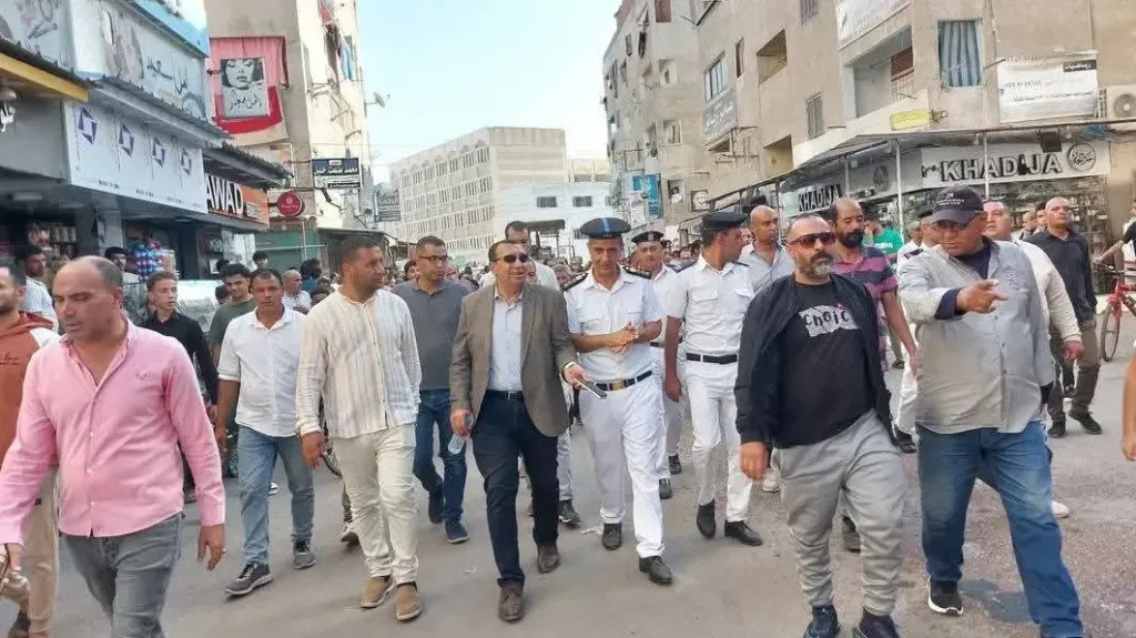 حملة مكبرة بشوارع كفر الدوار.. وإزالة ٢٨٨٨ مخالفة إشغال طريق و ٦ أكشاك..صور