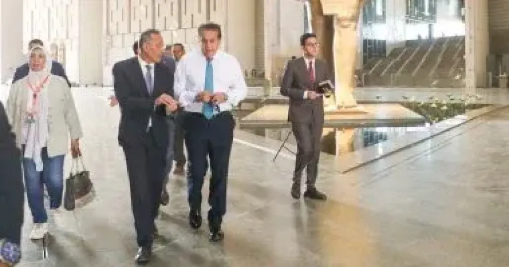 خالد عبد الغفار يؤكد جاهزية وزارة الصحة لتأمين افتتاح المتحف المصرى الكبير