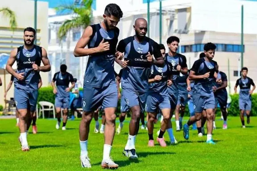 الزمالك يستأنف تدريباته استعدادًا لمواجهة البنك الأهلي الزمالك يستأنف تدريباته استعدادًا لمواجهة البنك الأهلي