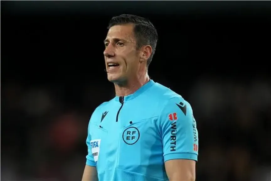 سوتو جرادو حكمًا للكلاسيكو بين ريال مدريد وبرشلونة سوتو جرادو حكمًا للكلاسيكو بين ريال مدريد وبرشلونة
