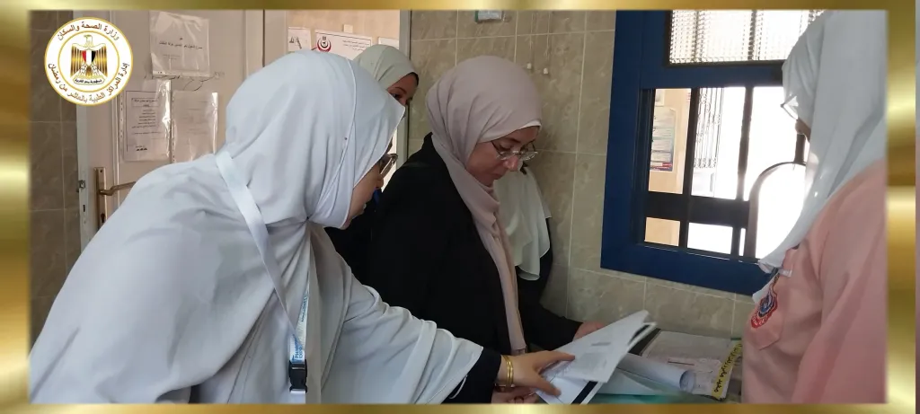 ناجى تتفقدالخدمات الطبيه بمركز طبى15 القديم بالعاشر من رمضان ناجى تتفقدالخدمات الطبيه بمركز طبى15 القديم بالعاشر من رمضان