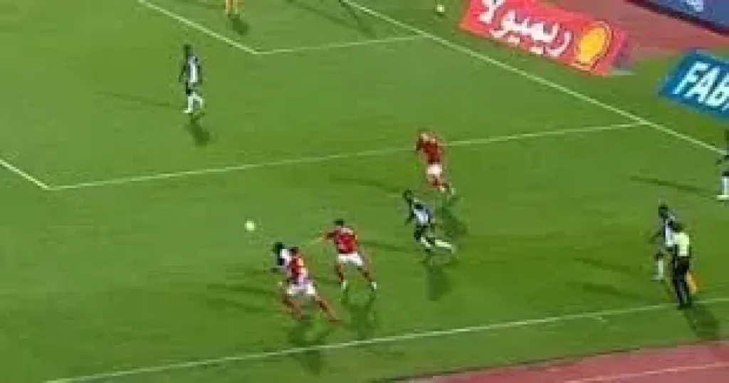 الأهلي يتأهل إلى دور المجموعات بعد الفوز على إيجل نوار بدور الـ32... الأهلي يتأهل إلى دور المجموعات بعد الفوز على إيجل نوار بدور الـ32 لدوري أبطال إفريقيا