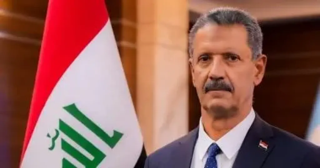 وزير النفط: العراق على أعتاب تحقيق الاكتفاء الذاتي.. والتحول لبلد مصدّر وزير النفط: العراق على أعتاب تحقيق الاكتفاء الذاتي.. والتحول لبلد مصدّر