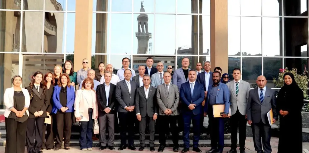 مدير صندوق مكافحة الإدمان يستقبل وفد البرلمان العربي الآسيوي للاطلاع على تجربة... مدير صندوق مكافحة الإدمان يستقبل وفد البرلمان العربي الآسيوي للاطلاع على تجربة مصر في مواجهة تعاطى وإدمان المواد المخدرة .
