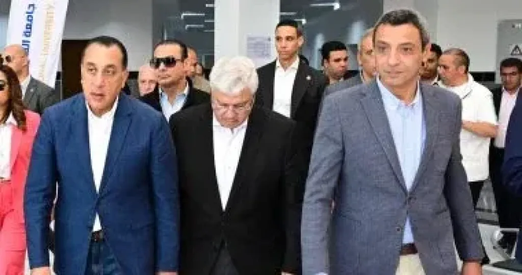 رئيس الوزراء يستعرض الموقف التنفيذى لأبرز المشروعات والمبادرات بالسويس رئيس الوزراء يستعرض الموقف التنفيذى لأبرز المشروعات والمبادرات بالسويس