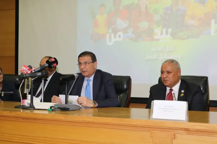 ”الزراعة” و ”الفاو” تحتفلان بيوم الأغذية العالمي تحت شعار: ”يداً بيد من... ”الزراعة” و ”الفاو” تحتفلان بيوم الأغذية العالمي تحت شعار: ”يداً بيد من أجل غذاء أفضل ومستقبل أفضل”