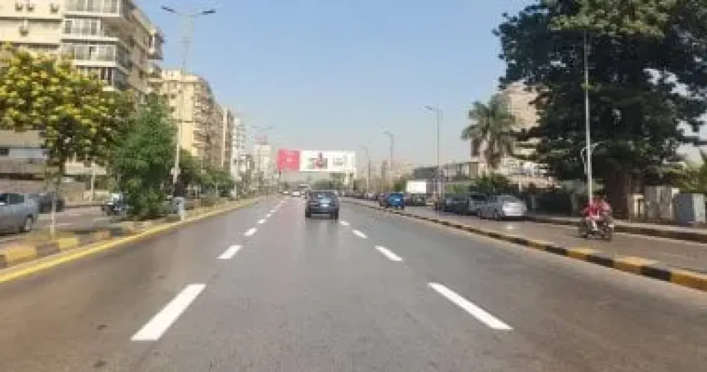 تخطيط وتجميل شوارع الجيزة استعدادًا لاستقبال زوار المتحف المصري الكبير تخطيط وتجميل شوارع الجيزة استعدادًا لاستقبال زوار المتحف المصري الكبير