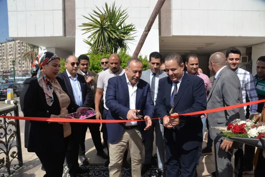 محافظ أسيوط يفتتح المعرض الزراعي محافظ أسيوط يفتتح المعرض الزراعي
