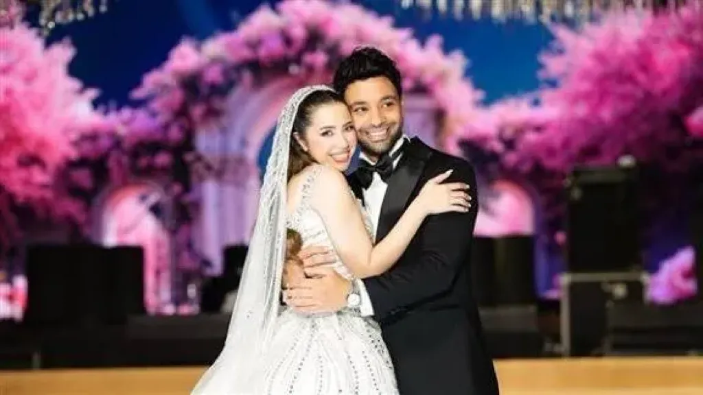 أحمد جمال بعد زفافه على فرح الموجي: ”يوم كله فرح، وعرفت غلاوتي... أحمد جمال بعد زفافه على فرح الموجي: ”يوم كله فرح، وعرفت غلاوتي عندكم”
