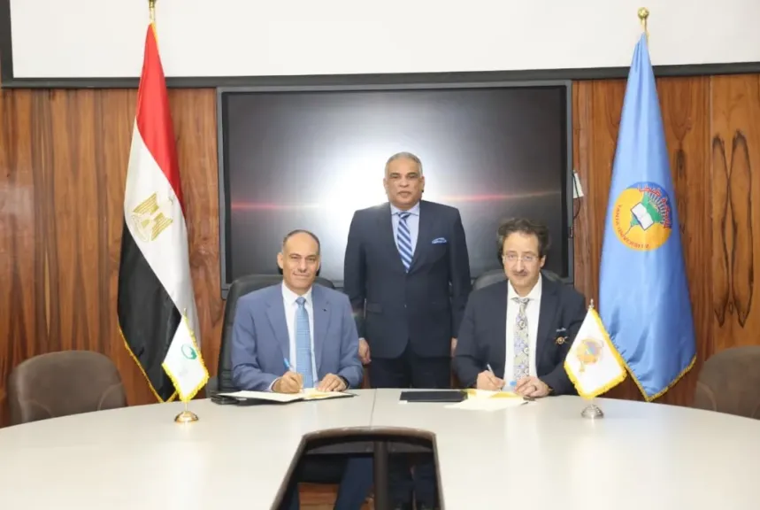 الهيئة القومية للبريد وجامعة طنطا يوقعان بروتوكول تعاون لتقديم الخدمات البريدية والمالية داخل الجامعة