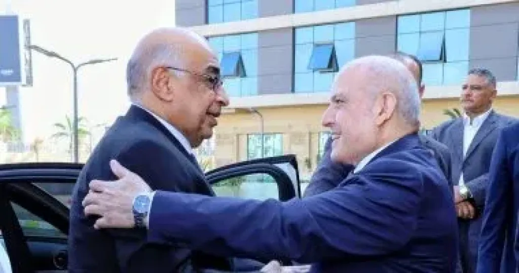 رئيس النيابة الإدارية ووزير العدل يتفقدا العمل في مجمع النيابات بالقاهرة الجديدة رئيس النيابة الإدارية ووزير العدل يتفقدا العمل في مجمع النيابات بالقاهرة الجديدة