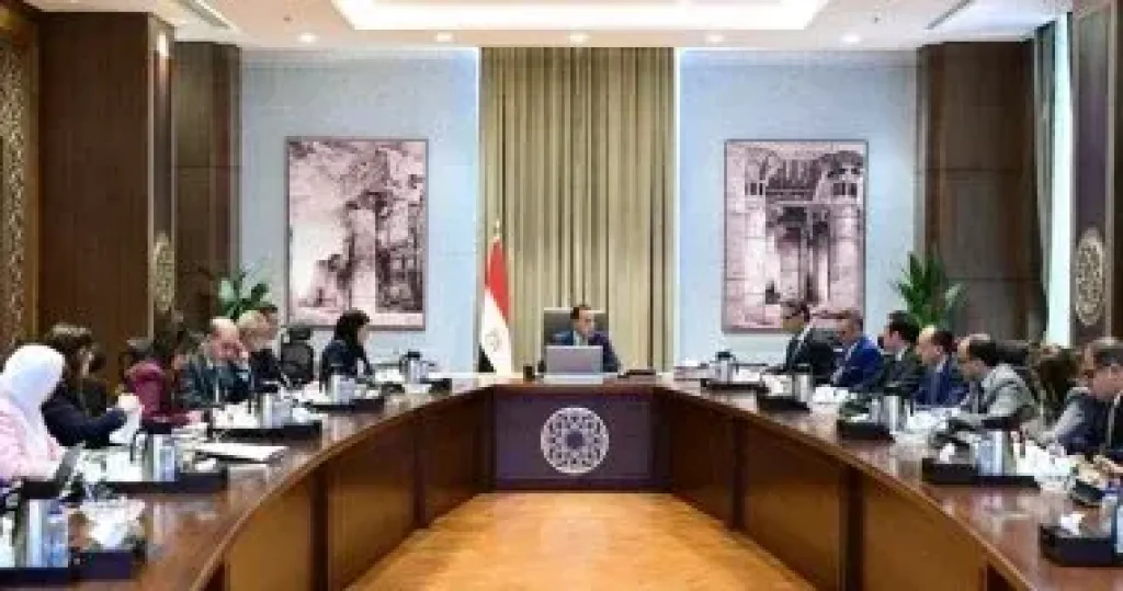 بدء اجتماع الحكومة لمتابعة الاستعدادات النهائية لافتتاح المتحف المصرى الكبير بدء اجتماع الحكومة لمتابعة الاستعدادات النهائية لافتتاح المتحف المصرى الكبير