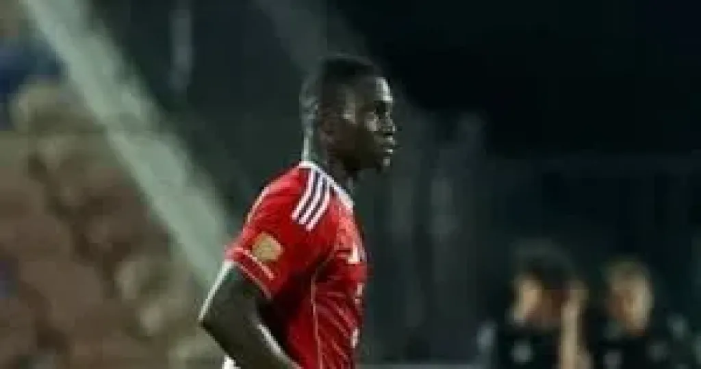 الأهلي يبدأ البحث عن بديل أليو ديانج لتعويض رحيله المتوقع الأهلي يبدأ البحث عن بديل أليو ديانج لتعويض رحيله المتوقع