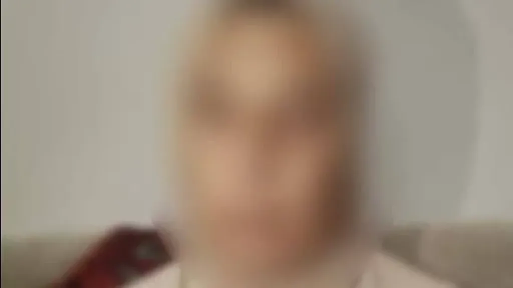 الأمن يكشف ملابسات فيديو سيدة اتهمت عم طفلتيها بالتعدي عليهما جنسيا بالبحيرة الأمن يكشف ملابسات فيديو سيدة اتهمت عم طفلتيها بالتعدي عليهما جنسيا بالبحيرة