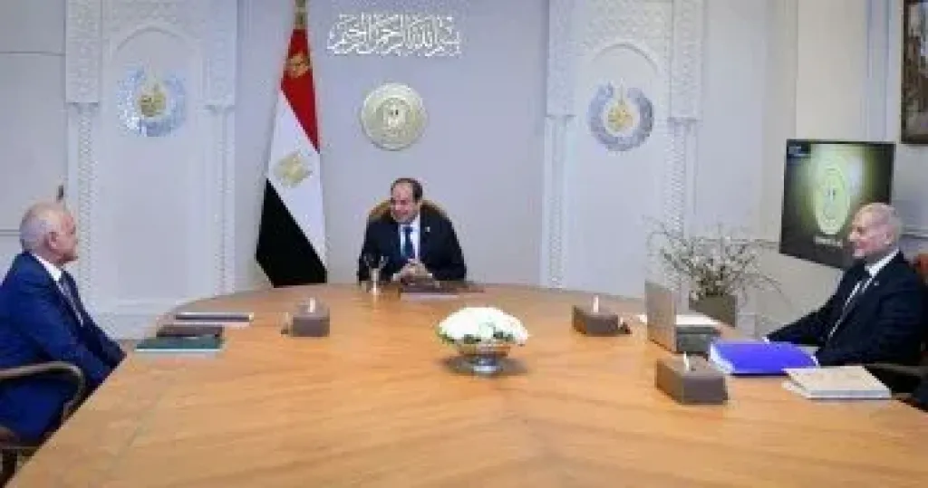 توجيه رئاسى بعلاج المدنيين مستفيدى صندوق تكريم الشهداء مجانا بمستشفيات الصحة توجيه رئاسى بعلاج المدنيين مستفيدى صندوق تكريم الشهداء مجانا بمستشفيات الصحة