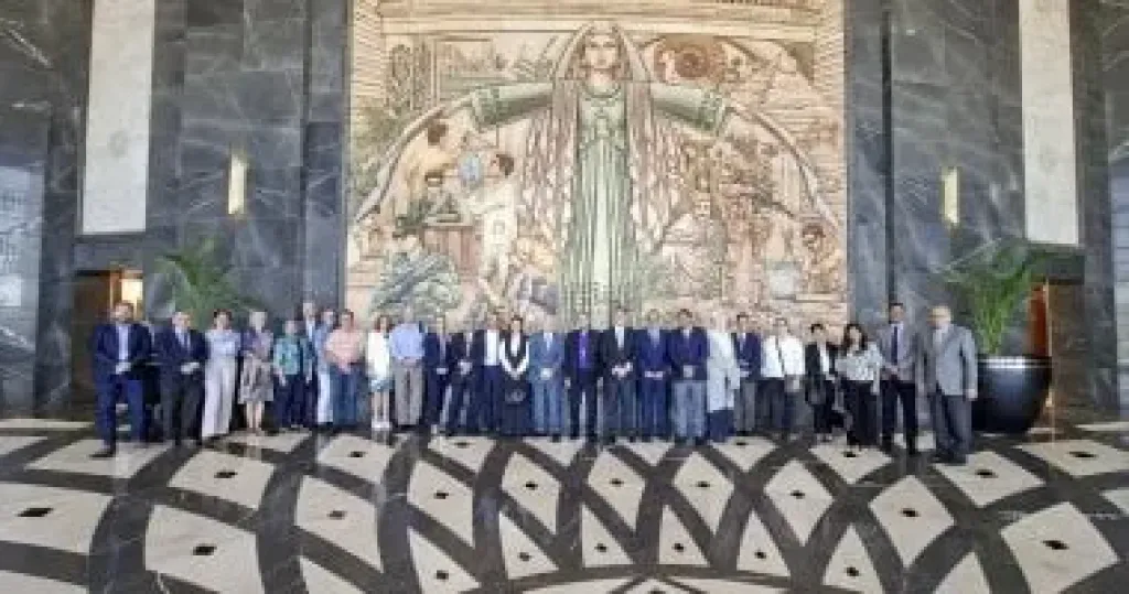 رئيس الطائفة الإنجيلية يزور مجلس النواب بالعاصمة الإدارية رئيس الطائفة الإنجيلية يزور مجلس النواب بالعاصمة الإدارية