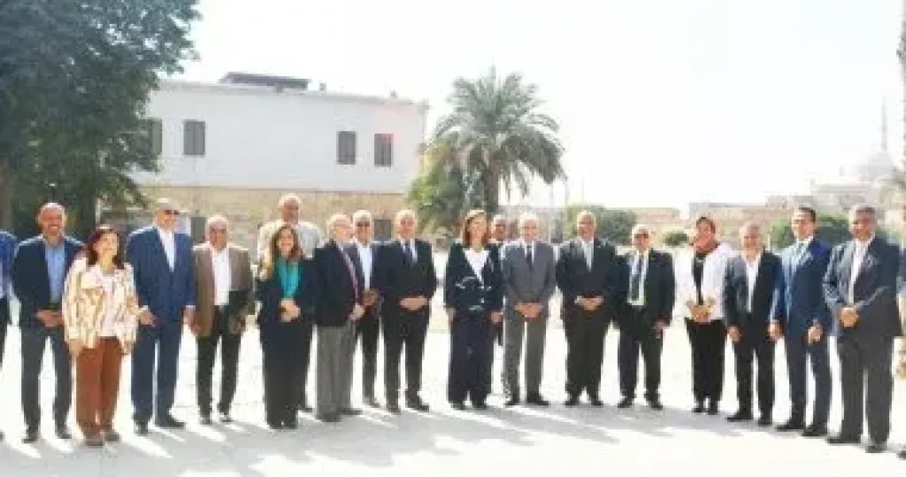 اللجنة القومية لحماية وتطوير القاهرة التراثية تتابع تطوير القاهرة الخديوية اللجنة القومية لحماية وتطوير القاهرة التراثية تتابع تطوير القاهرة الخديوية