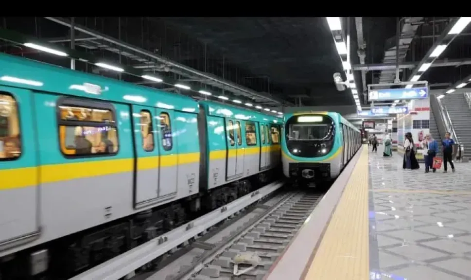 الخط الثالث للمترو يمد مواعيده اليوم حتى الفجر بمناسبة رأس السنة