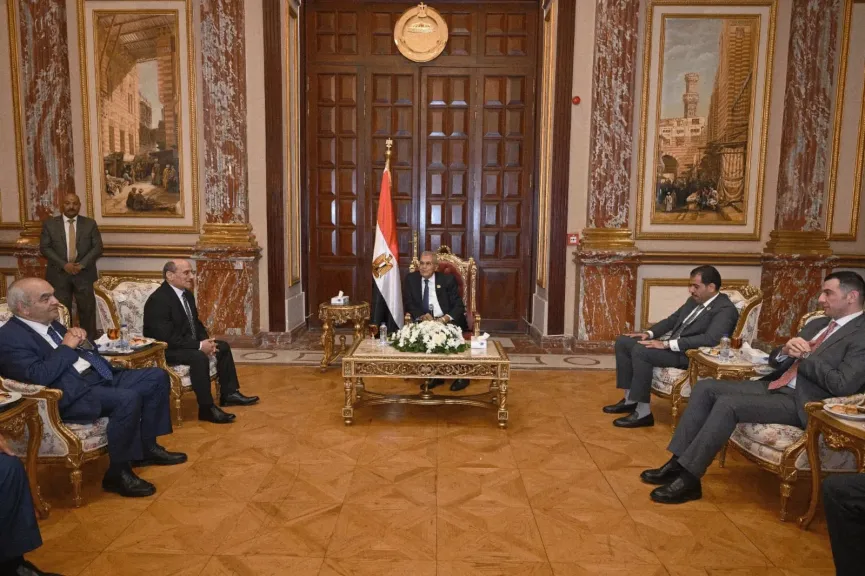 رئيس الشيوخ يستقبل وفدًا من الأمانة الفنية للجان فض المنازعات بوزارة العدل..... رئيس الشيوخ يستقبل وفدًا من الأمانة الفنية للجان فض المنازعات بوزارة العدل.. صور