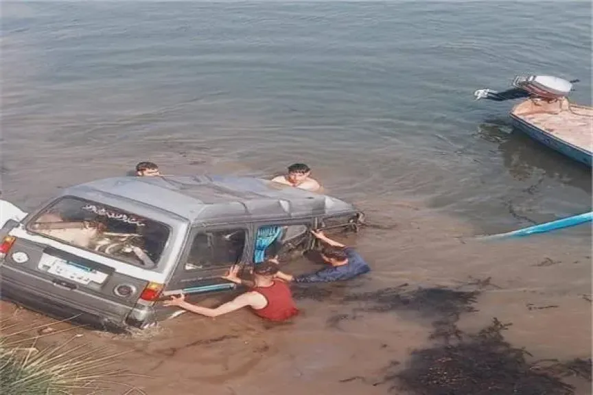 مأساة على طريق بنها – طوخ.. مصرع 3 أشخاص في إنقلاب سيارة... مأساة على طريق بنها – طوخ.. مصرع 3 أشخاص في إنقلاب سيارة داخل الترعة