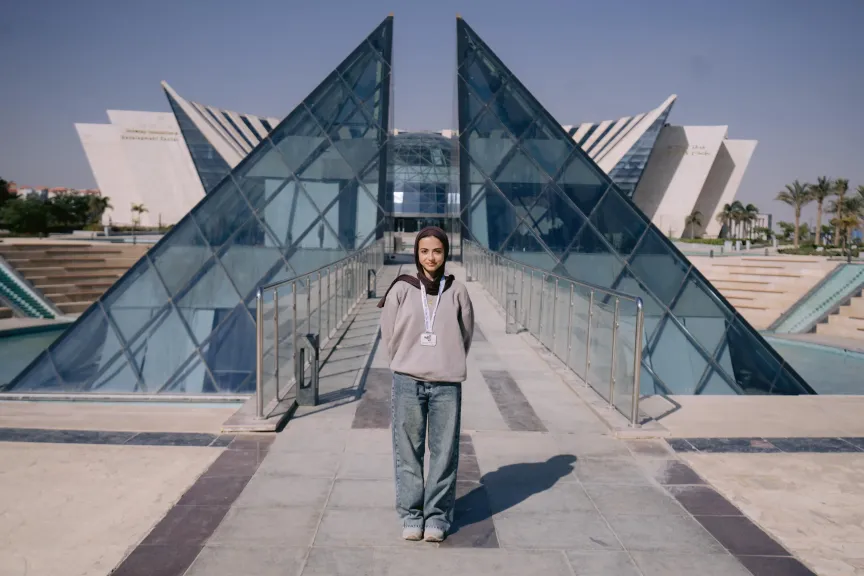 جامعة مصر للمعلوماتية تفوز بميداليتين فضية وبرونزية في بطولة ” مصر الدولية الأولى للناشئين في الريشة الطائرة”