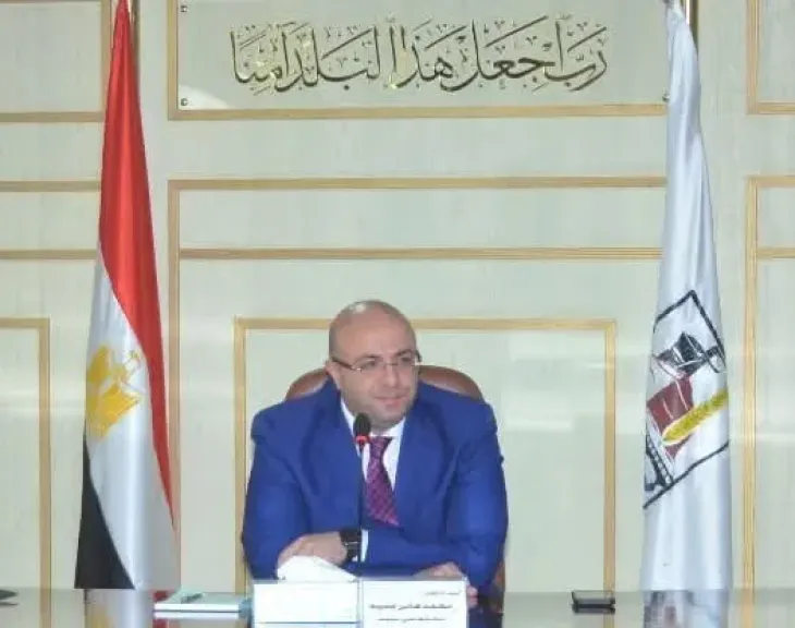 محافظ بني سويف  تخصيص 11 شاشة عرض بمدن المحافظة لنقل فعاليات افتتاح المتحف المصري الكبير