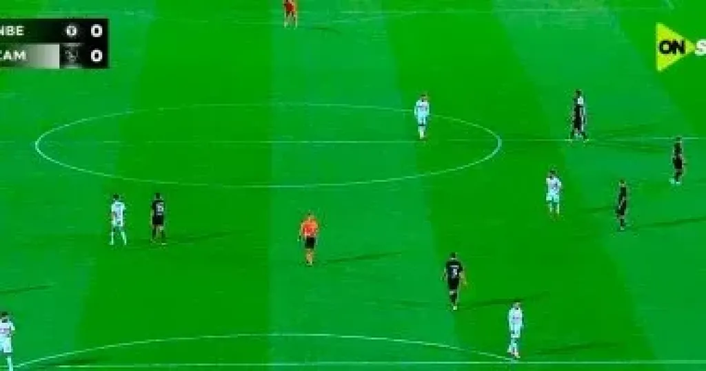 تعادل سلبى بين الزمالك والبنك الأهلى فى أول 15 دقيقة تعادل سلبى بين الزمالك والبنك الأهلى فى أول 15 دقيقة