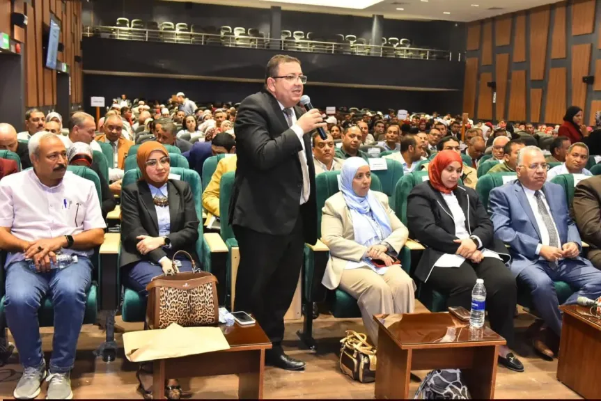 الدكتور المنشاوي يشيد بمشاركة جامعة أسيوط في جلسة المجلس التنفيذي الدكتور المنشاوي يشيد بمشاركة جامعة أسيوط في جلسة المجلس التنفيذي