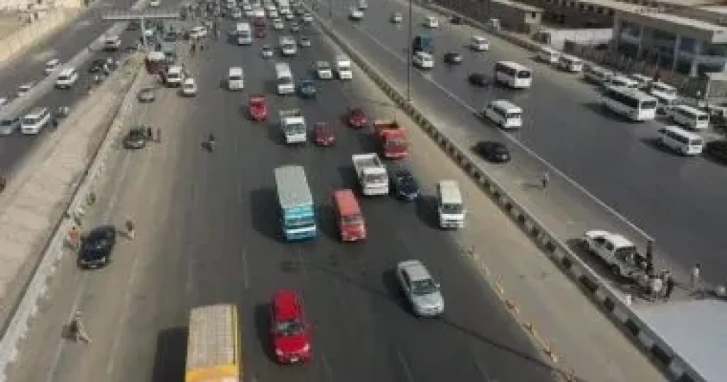 النقل تناشد المواطنين التوعية من مخاطر سلوكيات مستخدمى الطرق السلبية النقل تناشد المواطنين التوعية من مخاطر سلوكيات مستخدمى الطرق السلبية