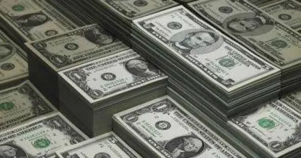 سعر الدولار اليوم الجمعة أمام الجنيه المصرى.. سجل 47.19 جنيه ببنك القاهرة سعر الدولار اليوم الجمعة أمام الجنيه المصرى.. سجل 47.19 جنيه ببنك القاهرة