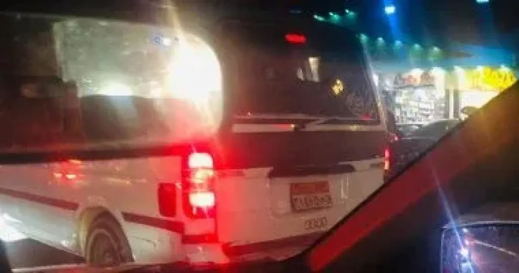 تحريات مكثفة لضبط سائق ميكروباص استعرض بسيارته على كورنيش المعادى تحريات مكثفة لضبط سائق ميكروباص استعرض بسيارته على كورنيش المعادى