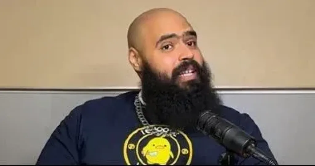 بعد غد.. أولى جلسات محاكمة اليوتيوبر محمد عبدالعاطي بتهمة نشر فيديوهات خادشة... بعد غد.. أولى جلسات محاكمة اليوتيوبر محمد عبدالعاطي بتهمة نشر فيديوهات خادشة للحياء