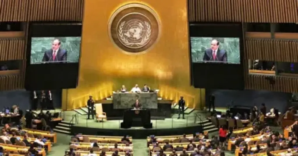 الأمم المتحدة تؤكد استمرار جهودها الإغاثية في غزة رغم الغارات الإسرائيلية الأمم المتحدة تؤكد استمرار جهودها الإغاثية في غزة رغم الغارات الإسرائيلية