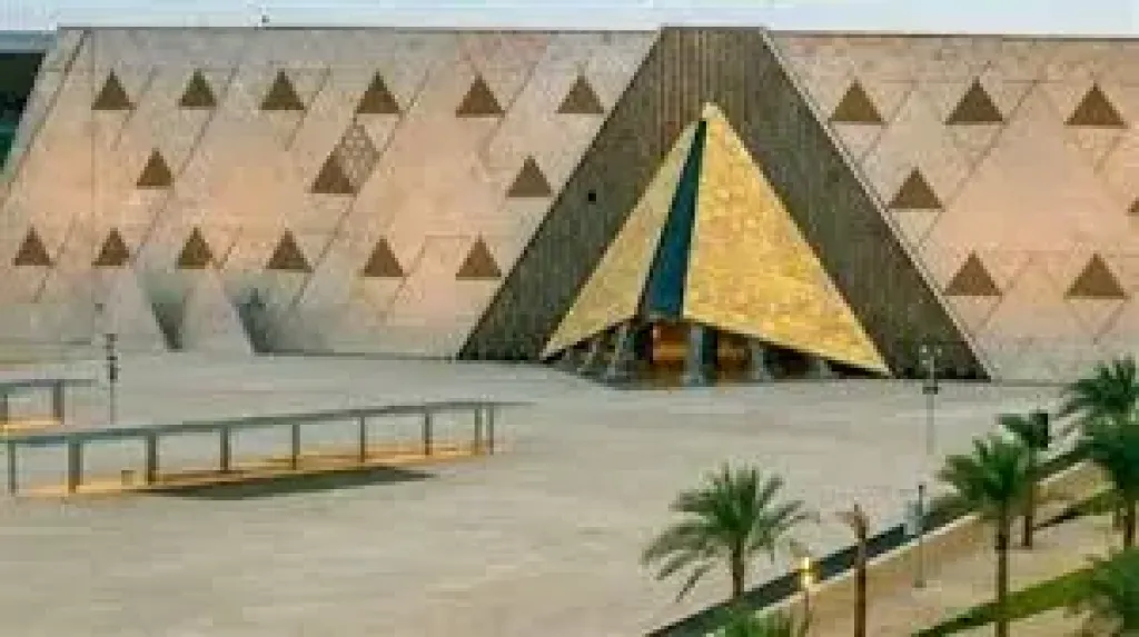 إنجي علاء: افتتاح المتحف الكبير لحظة تختصر آلاف السنين من الإبداع والتاريخ إنجي علاء: افتتاح المتحف الكبير لحظة تختصر آلاف السنين من الإبداع والتاريخ