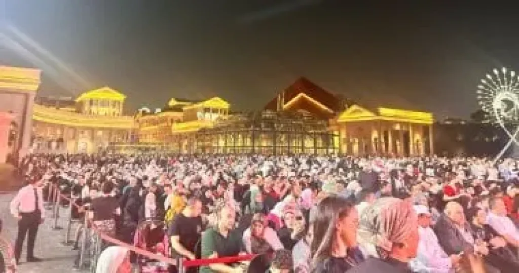 المصريون فى قطر يحتفون بافتتاح المتحف الكبير