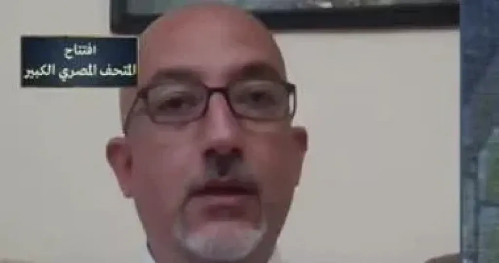 مسئول بالثقافة الفلسطينية محتفيا بالمتحف المصري الكبير: مصر أم الدنيا