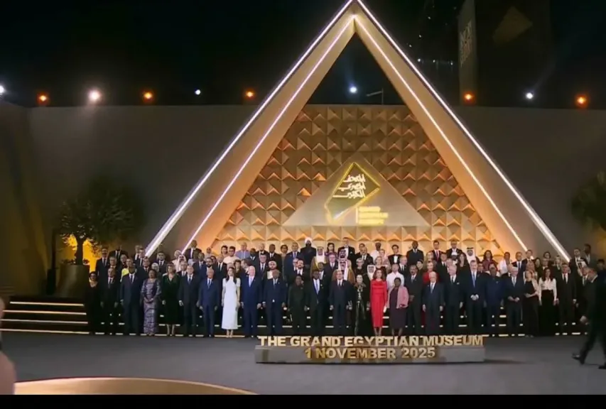 د. عبدالسند يمامة رئيس حزب الوفد يشيد بحفل افتتاح المتحف المصري الكبير