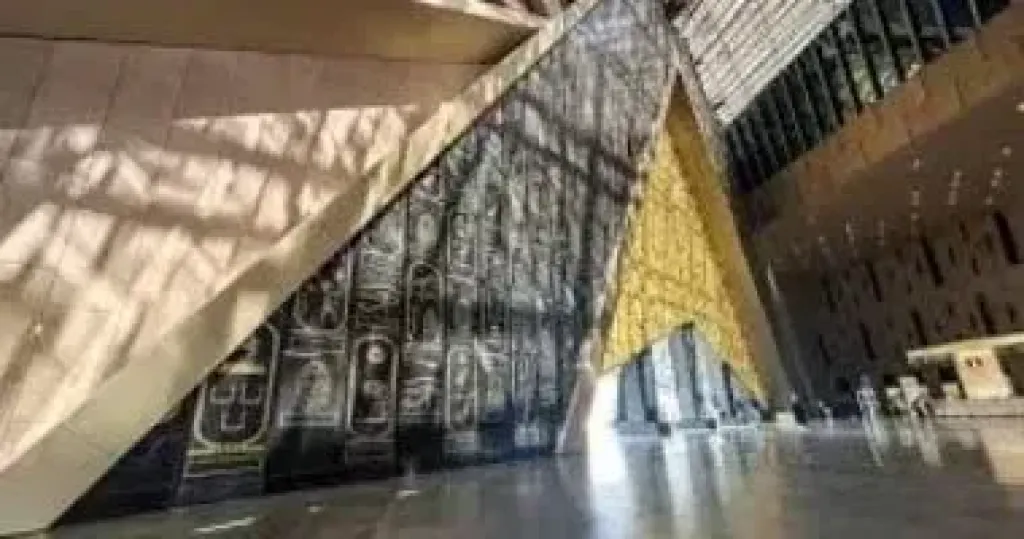 أصداء افتتاح المتحف المصرى الكبير.. شينخوا: يضيف جاذبية جديدة ويعزز السياحة