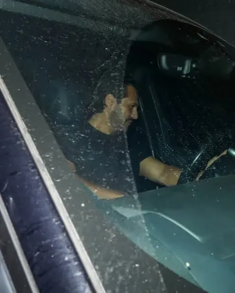 سيدني سويني تواجه خطيبها السابق جوناثان دافينو في حوار متوتر: ”اتركني وشأني”