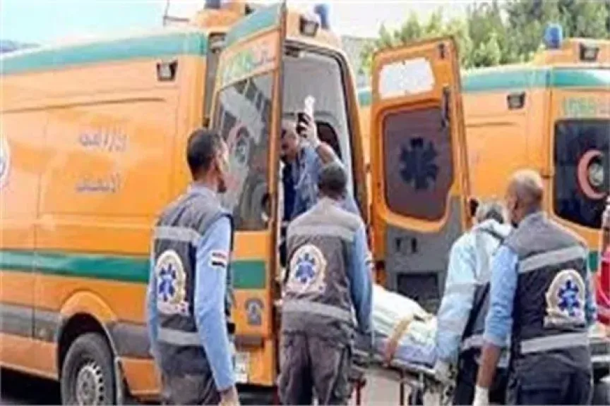 إصابة 25 مواطنًا في حادث انقلاب ميني باص بطريق العاصمة الإدارية
