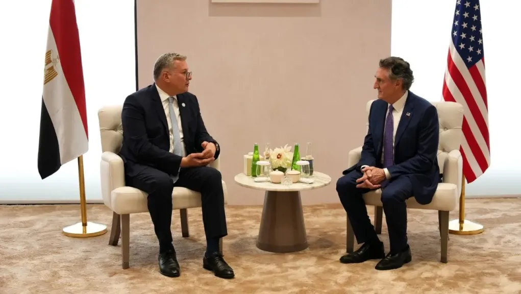 وزير البترول يبحث تعزيز الشراكة مع الولايات المتحدة خلال مؤتمر ”أديبك”