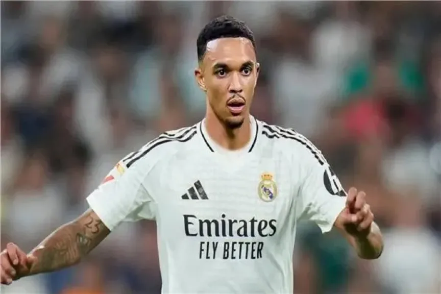 أرنولد يعود لـ آنفليد في مواجهة عكسية.. وسلوت يعلق